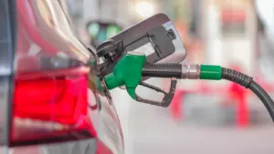 Koszt 100 km: uczciwe porównanie benzyny, diesla i LPG