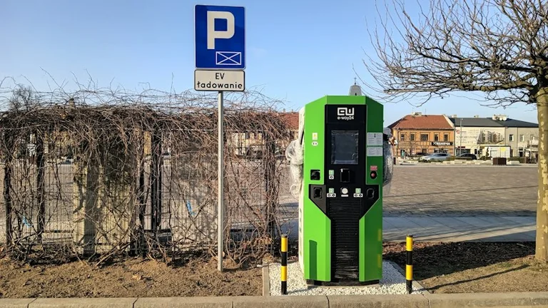 Ceny paliw w Polsce: jak obliczyć koszt dojazdu